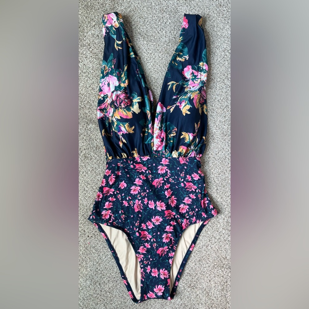 Anthropologie Allihop swim New with tags!